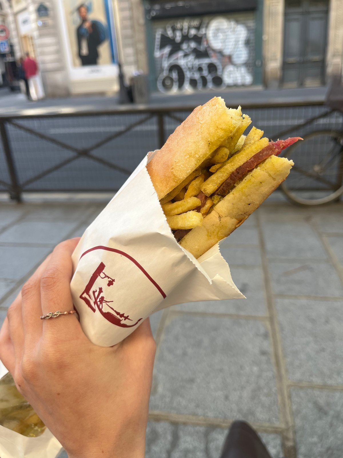 French fry-stuffed baguette sandwich spotted in Paris