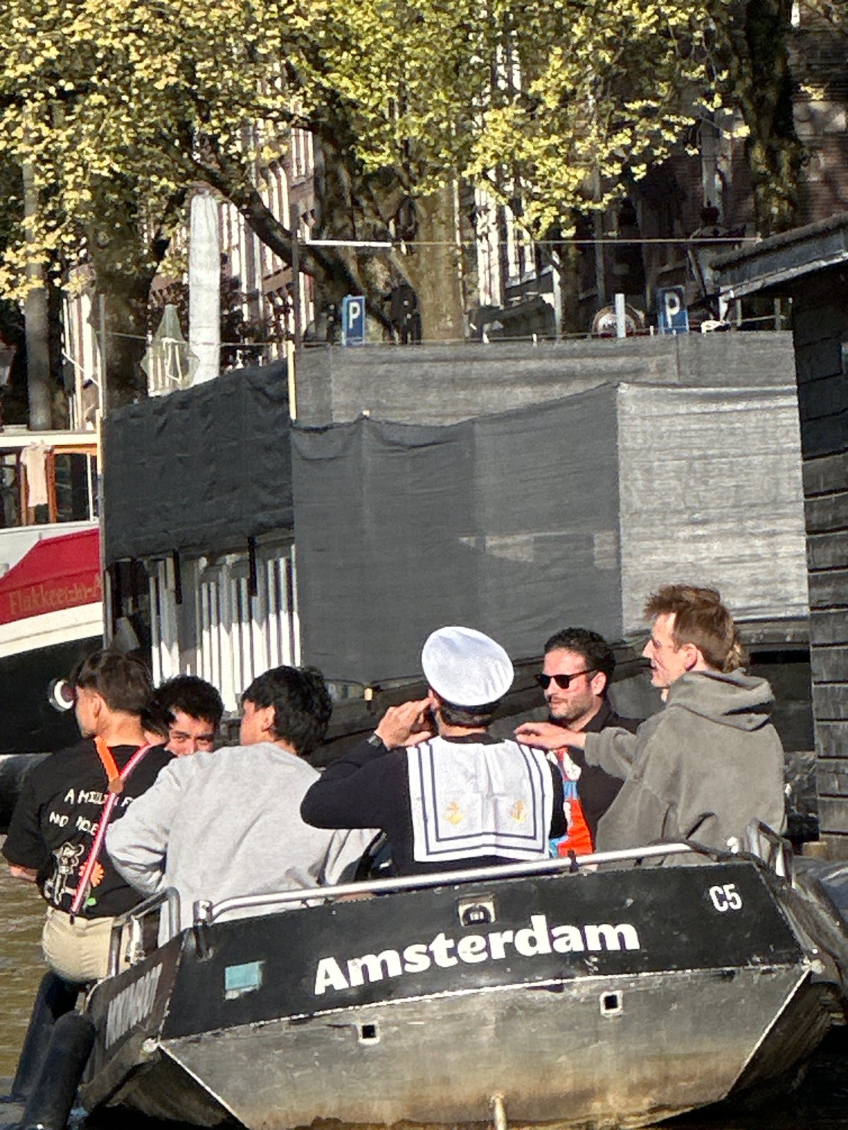 Sunday afternoon canal boat tours and parties in Amsterdam