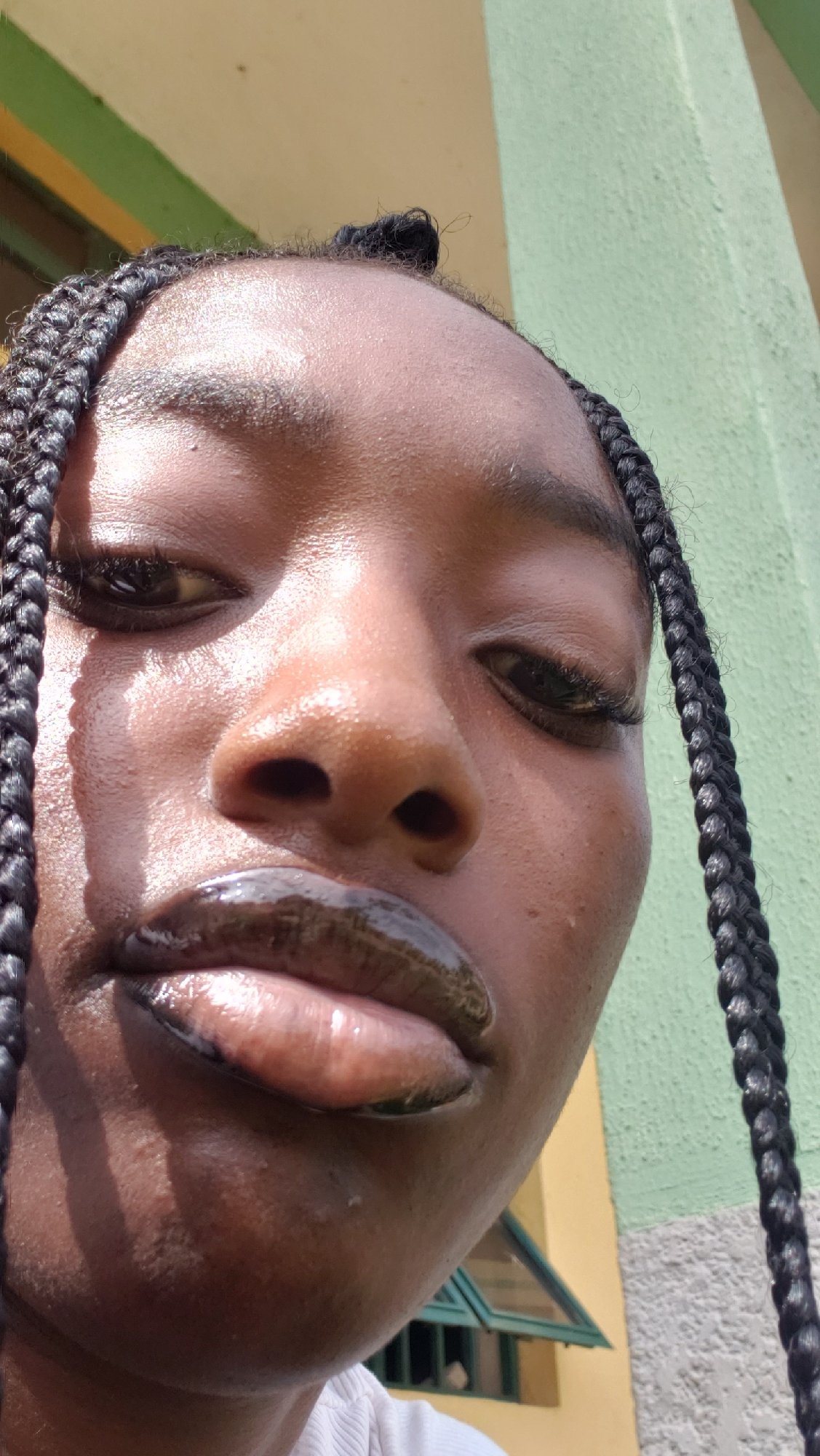 Morning selfie session documented in Kaduna, Nigeria