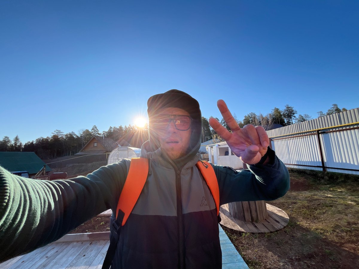 Person poses for peace sign selfie in Chaikovsky, Russia