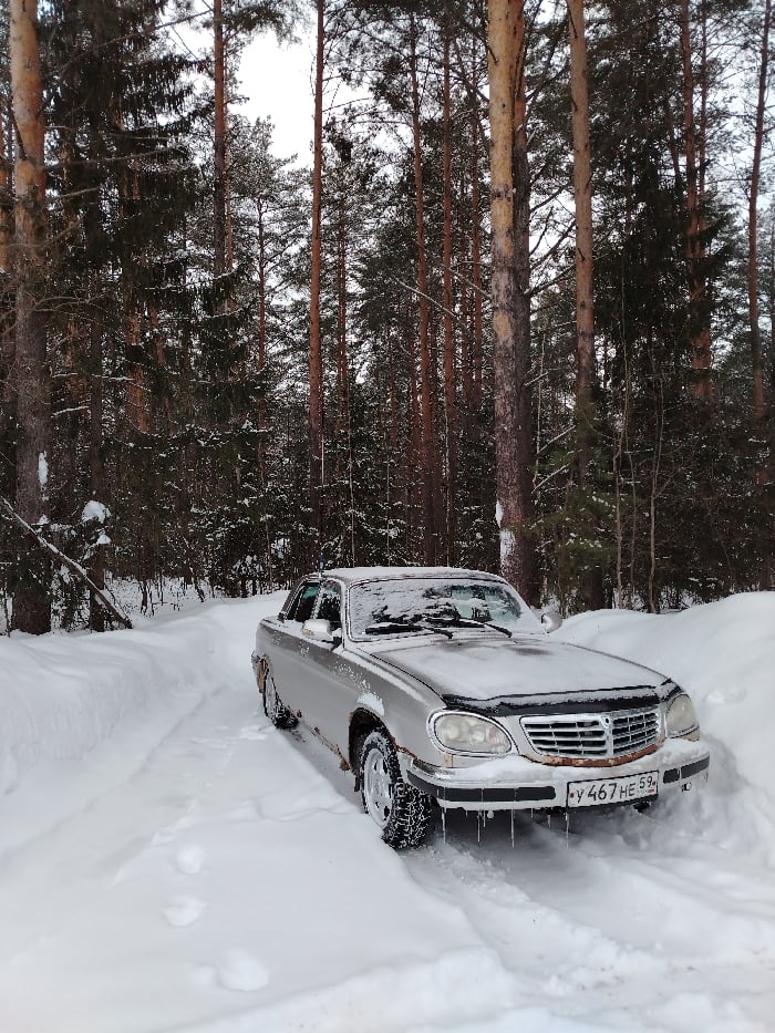 Winter recreation captured across snowy Chaikovsky, Russia