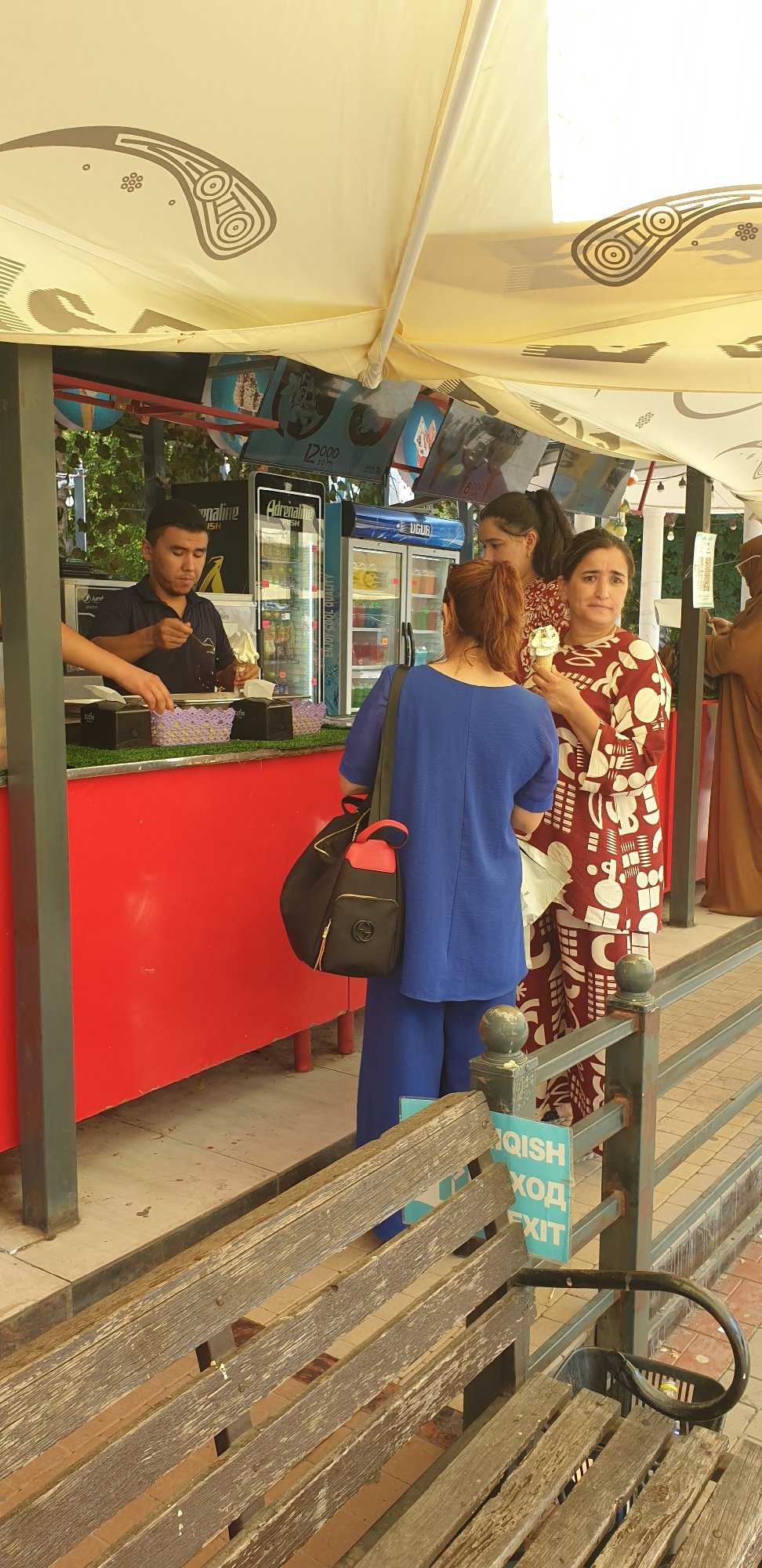 A morning look around Fergana City's streets and public spaces