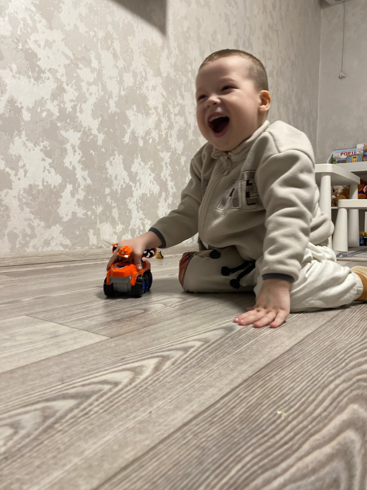 Quiet domestic moments captured in Sochi home