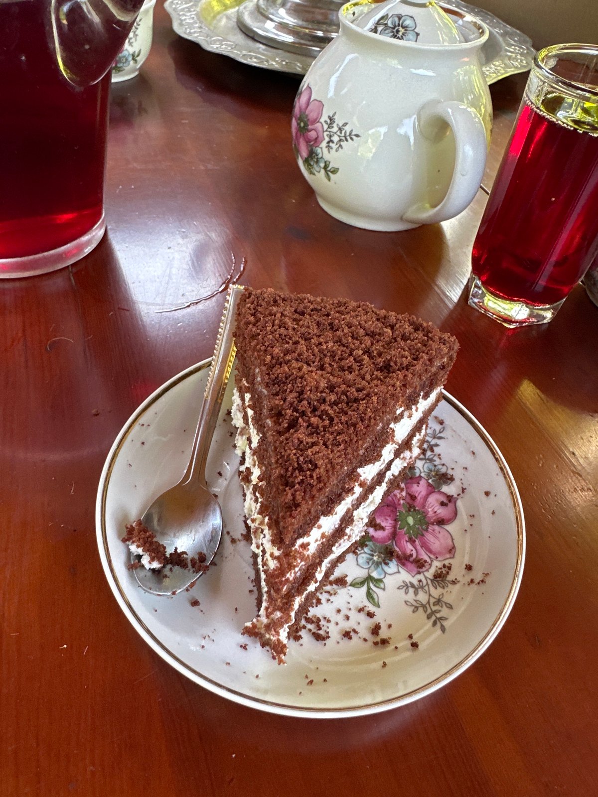 A laid-back afternoon in Saint Petersburg, cake to cat naps