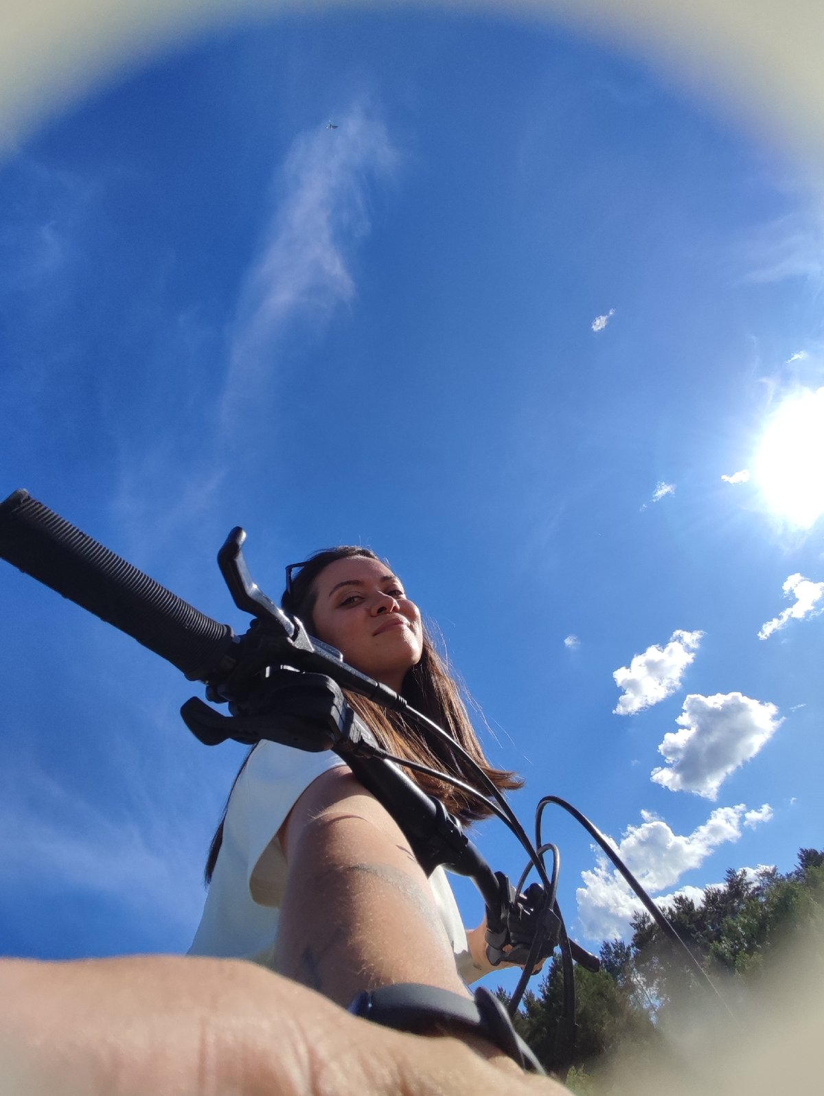 Woman documents bicycle ride through Chaikovsky, Russia with selfies