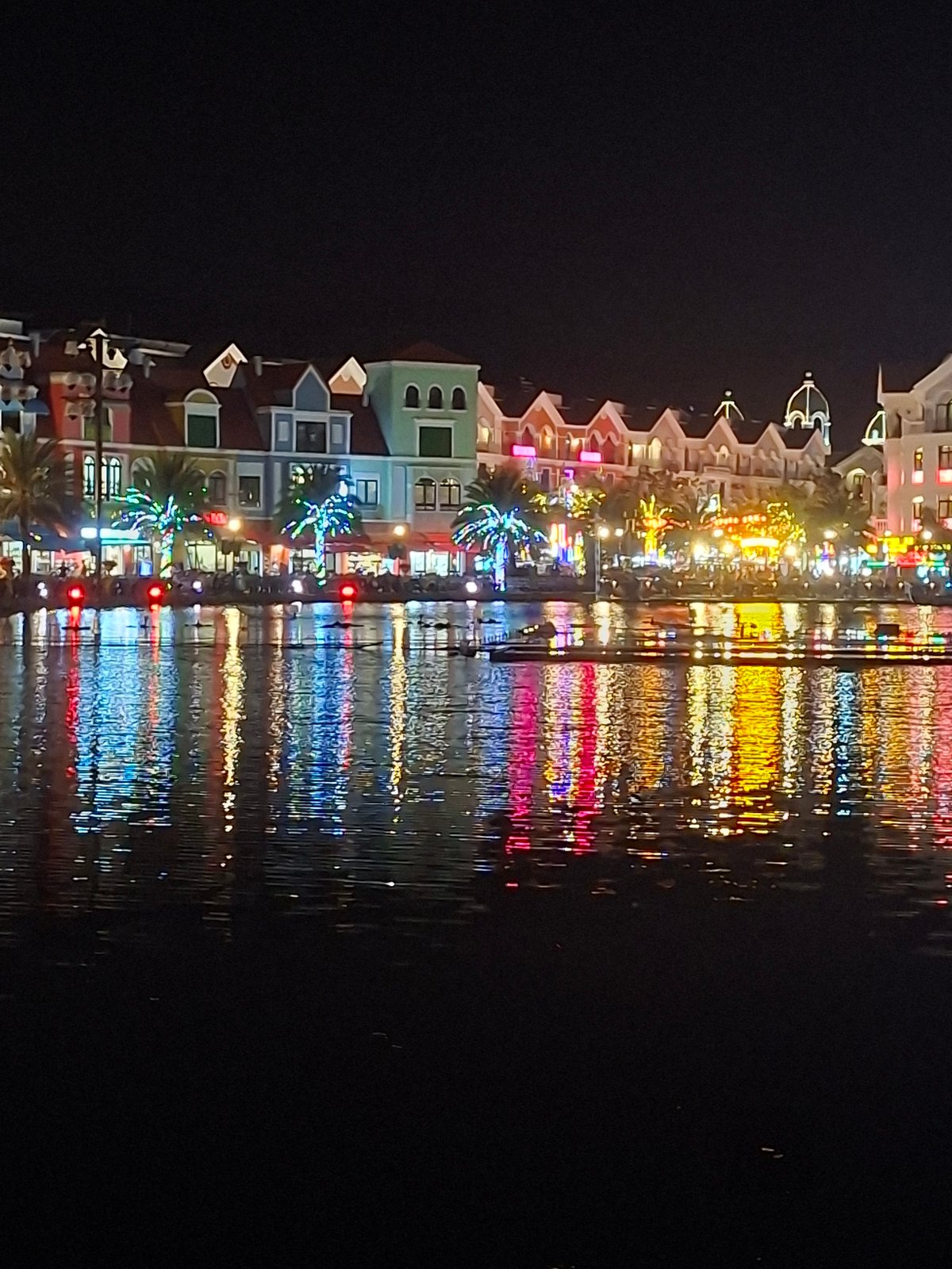 Sunset Town, Phú Quốc glowing at night