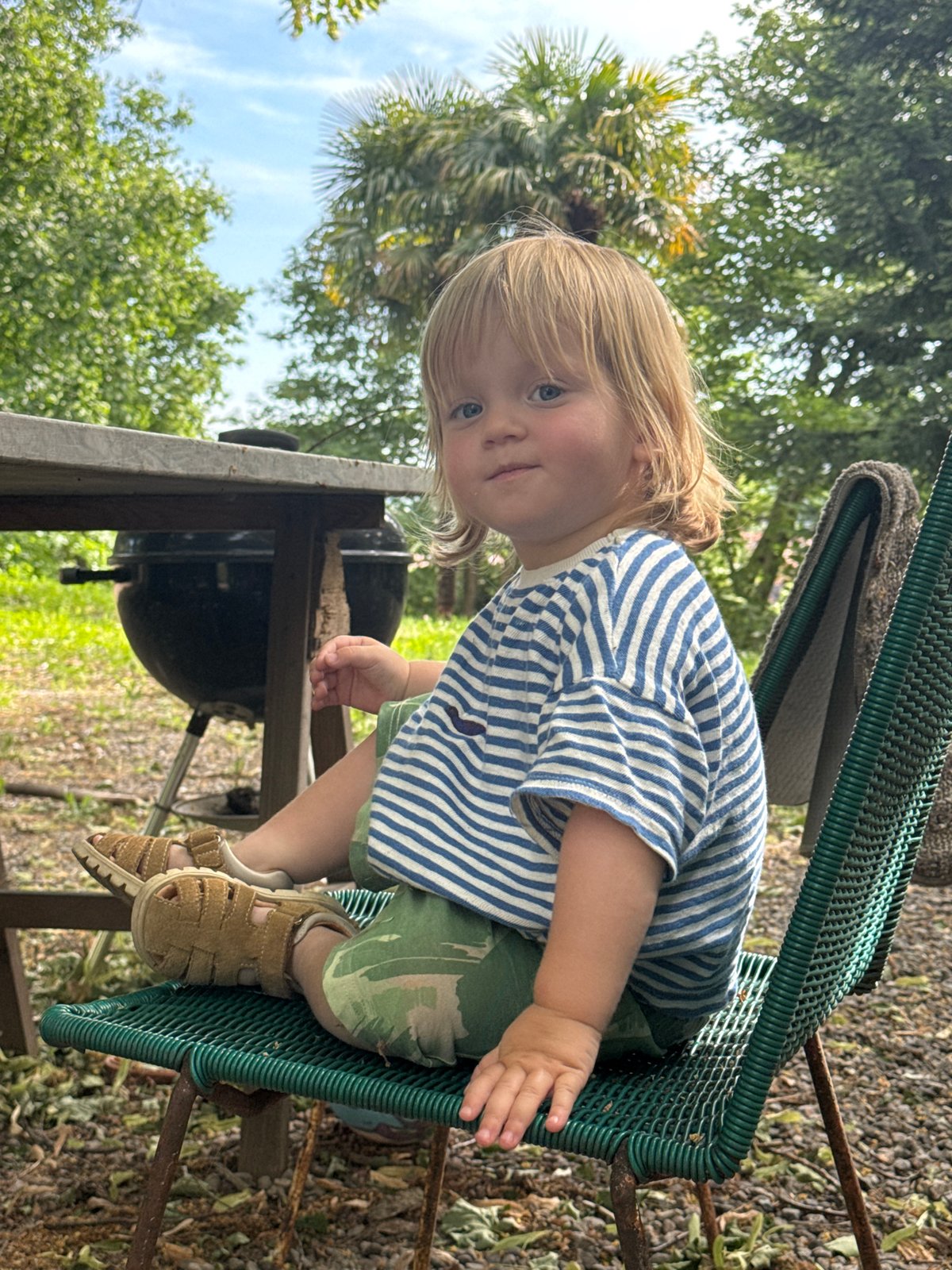 Outdoor moments and nature close-ups in Erba, Italy