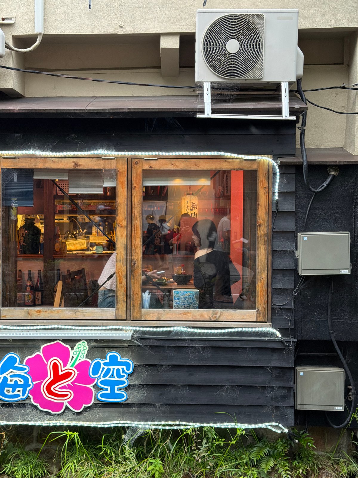 Morning street life captured on Kyoto's Kawaramachi-dori
