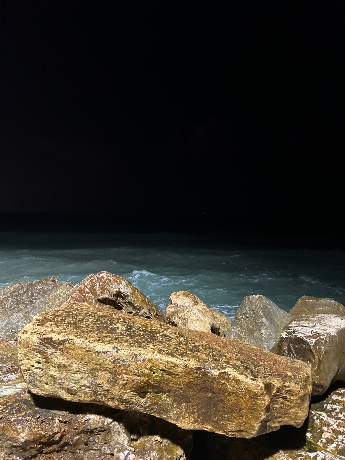 Evening fishing and romantic moments along Al Jizah coastline