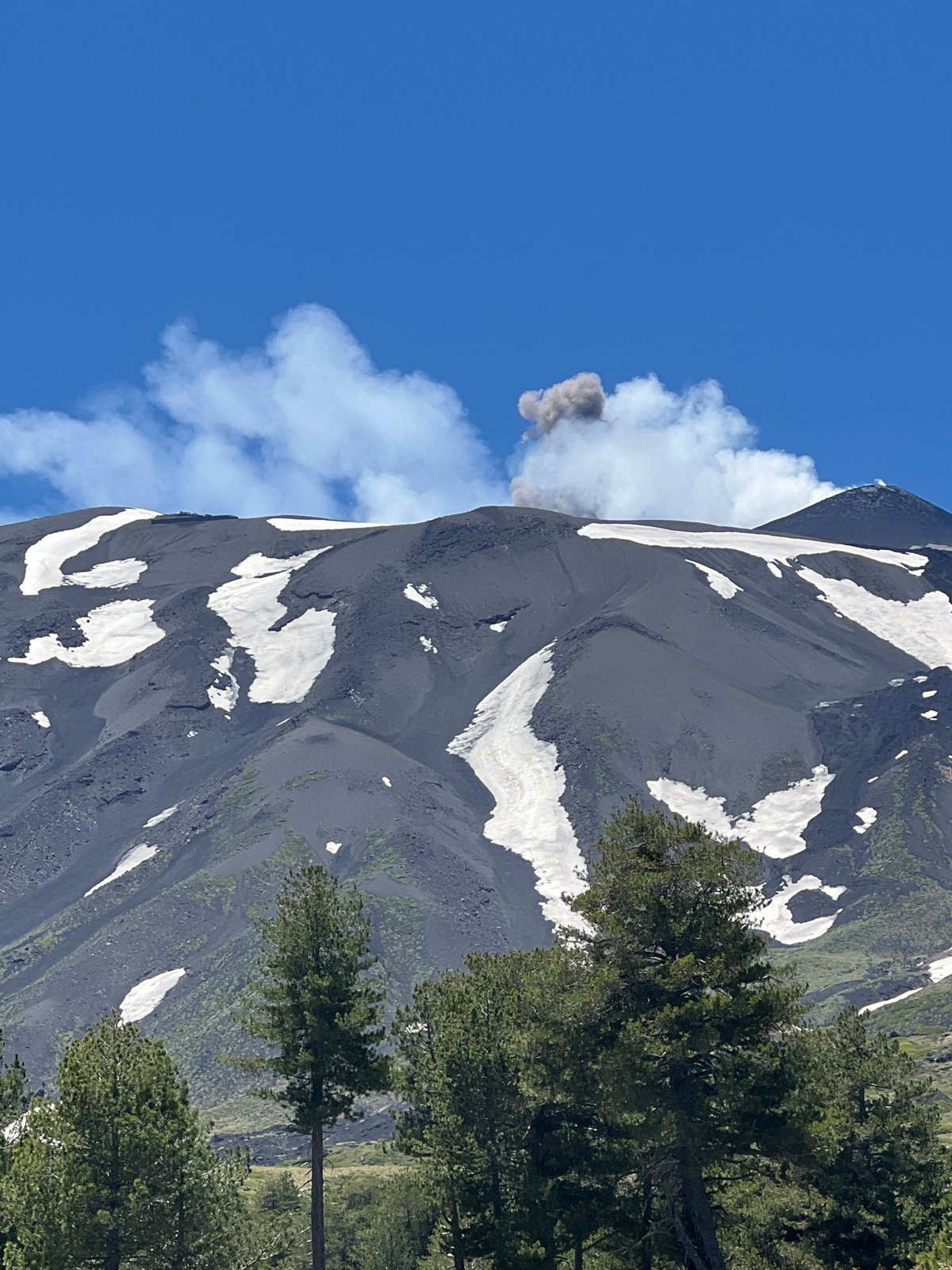 Mount Etna eruption documented near Linguaglossa, Italy