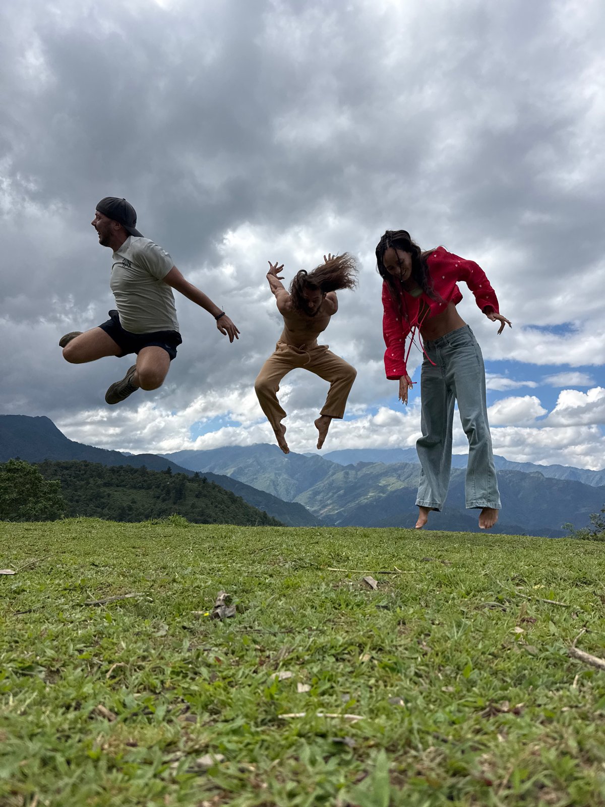 Group performs acrobatic stunts in Vietnam mountains