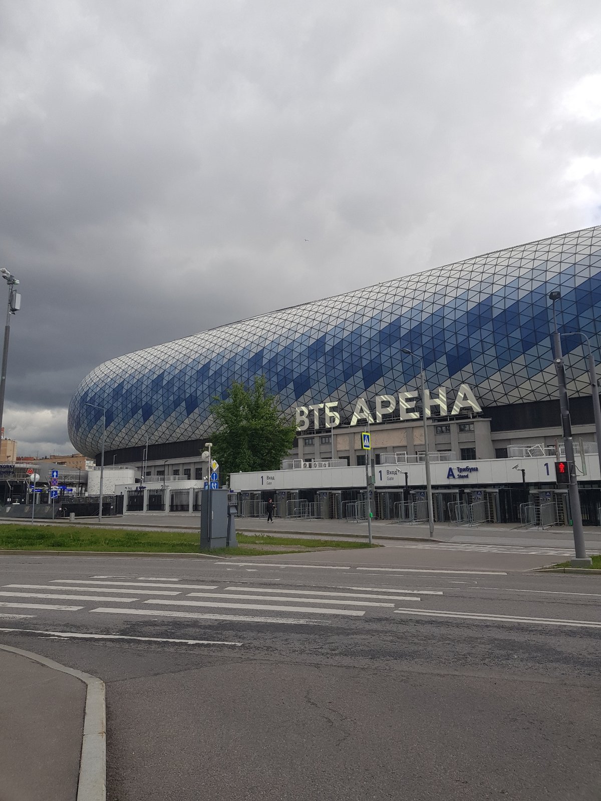 Urban street scenes documented near VTB Arena stadium complex