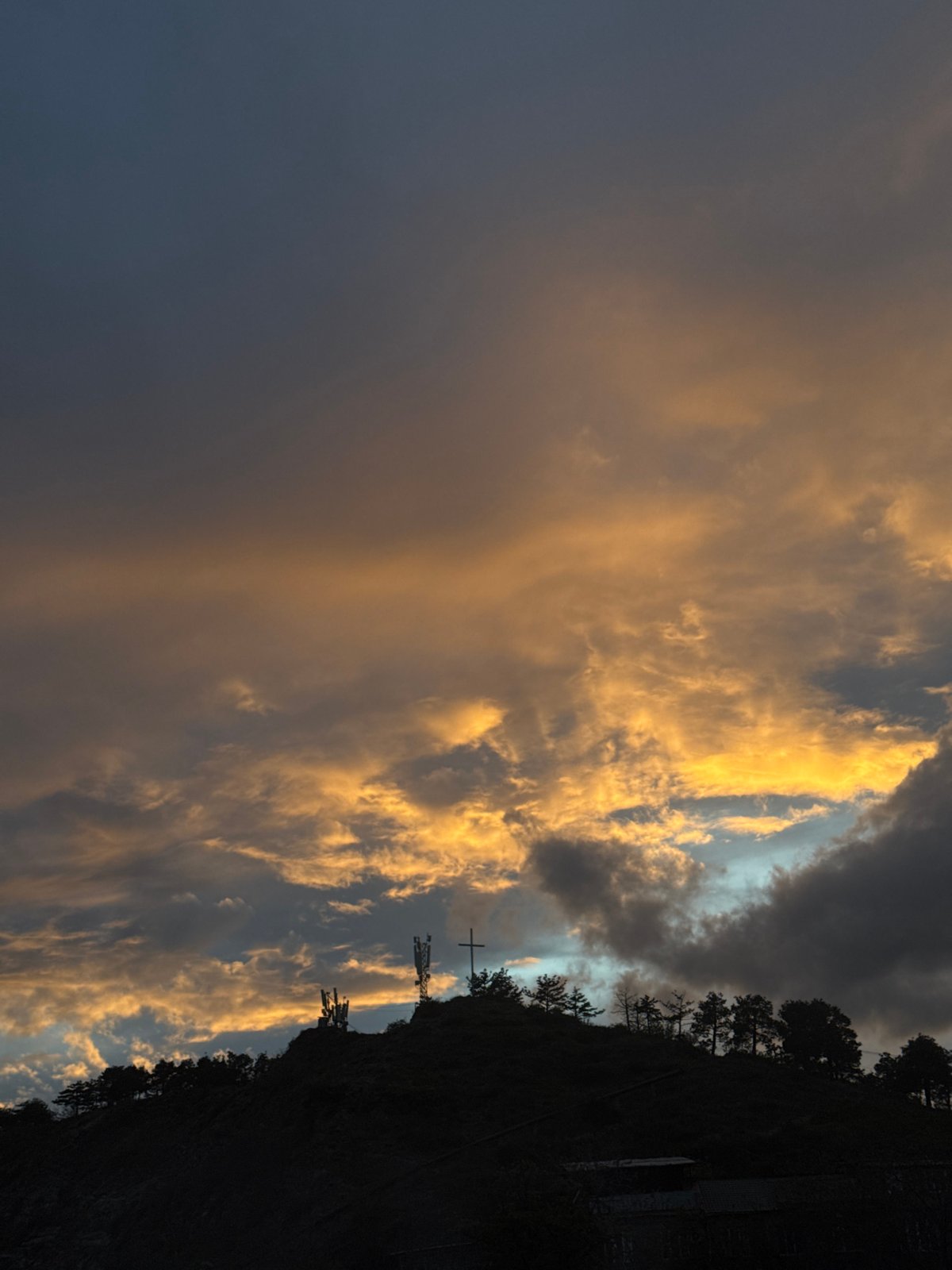 Dramatic sunset captured by witnesses across multiple locations