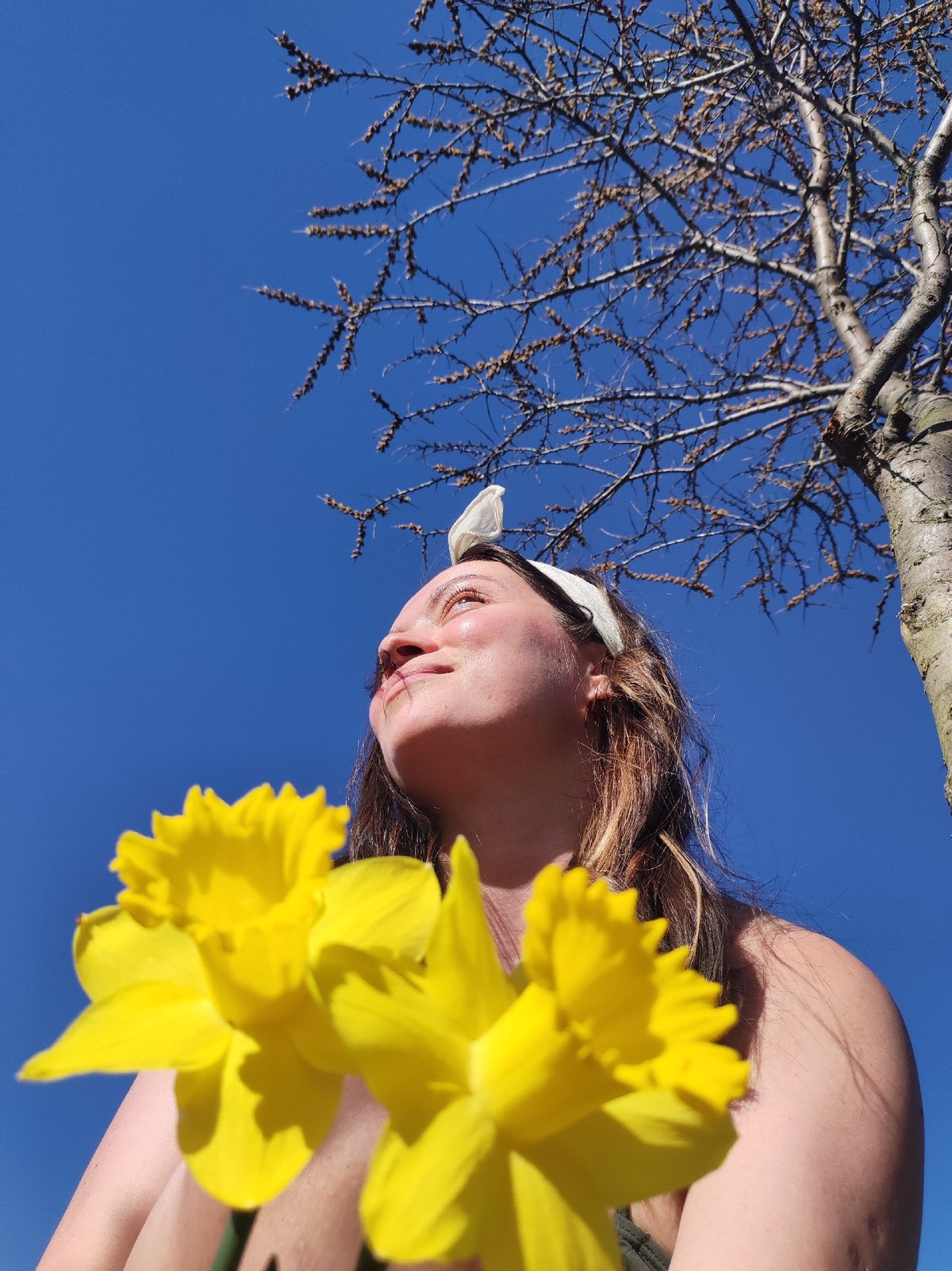 Spring moments documented in Фоки: woman, flowers, fire, nature