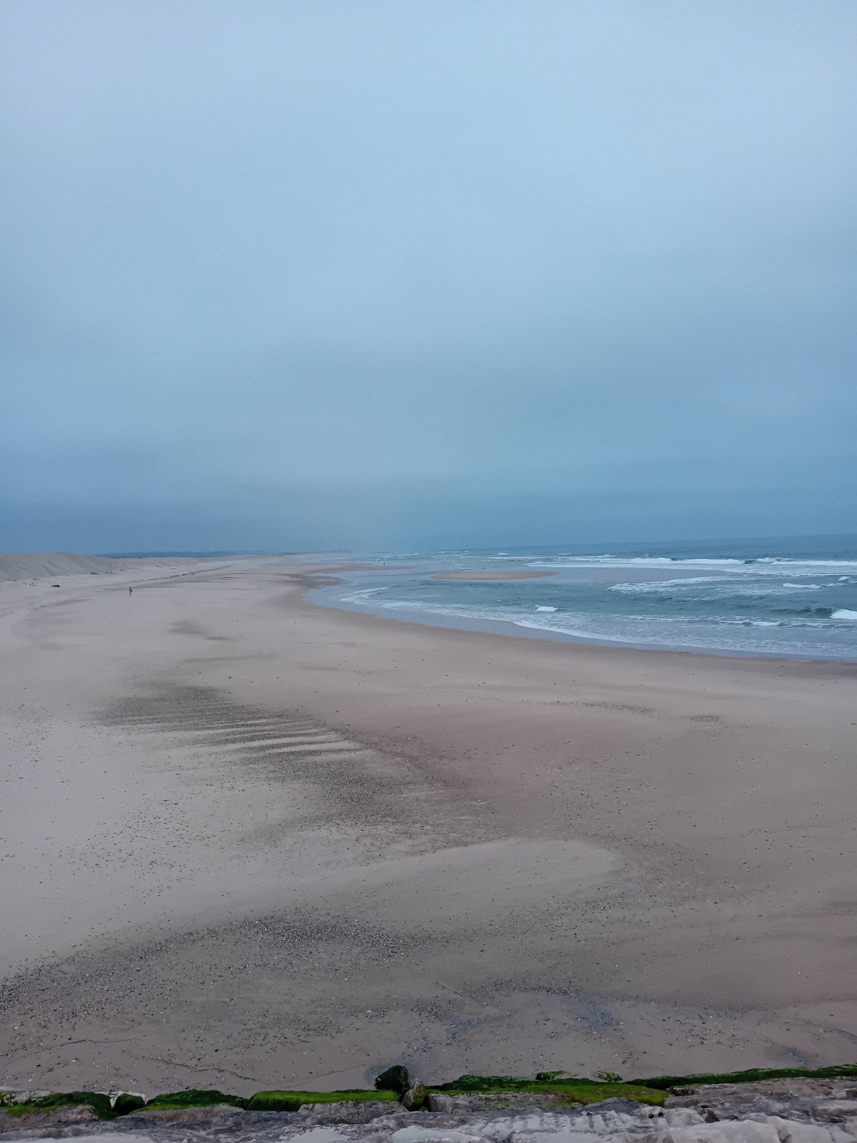 Coastal views captured at Figueira da Foz under overcast skies