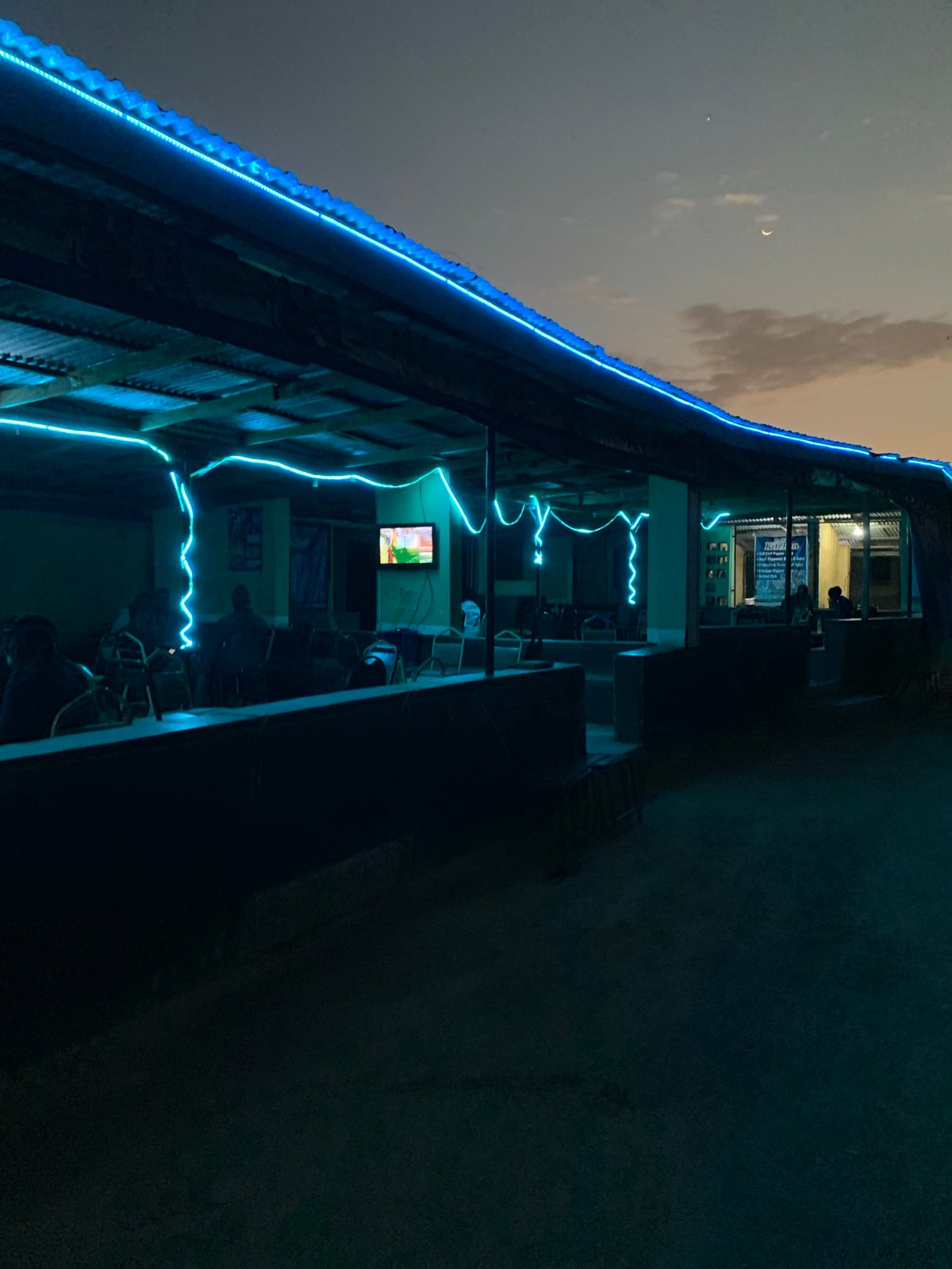 Nigerian neighborhoods documented in evening street observations