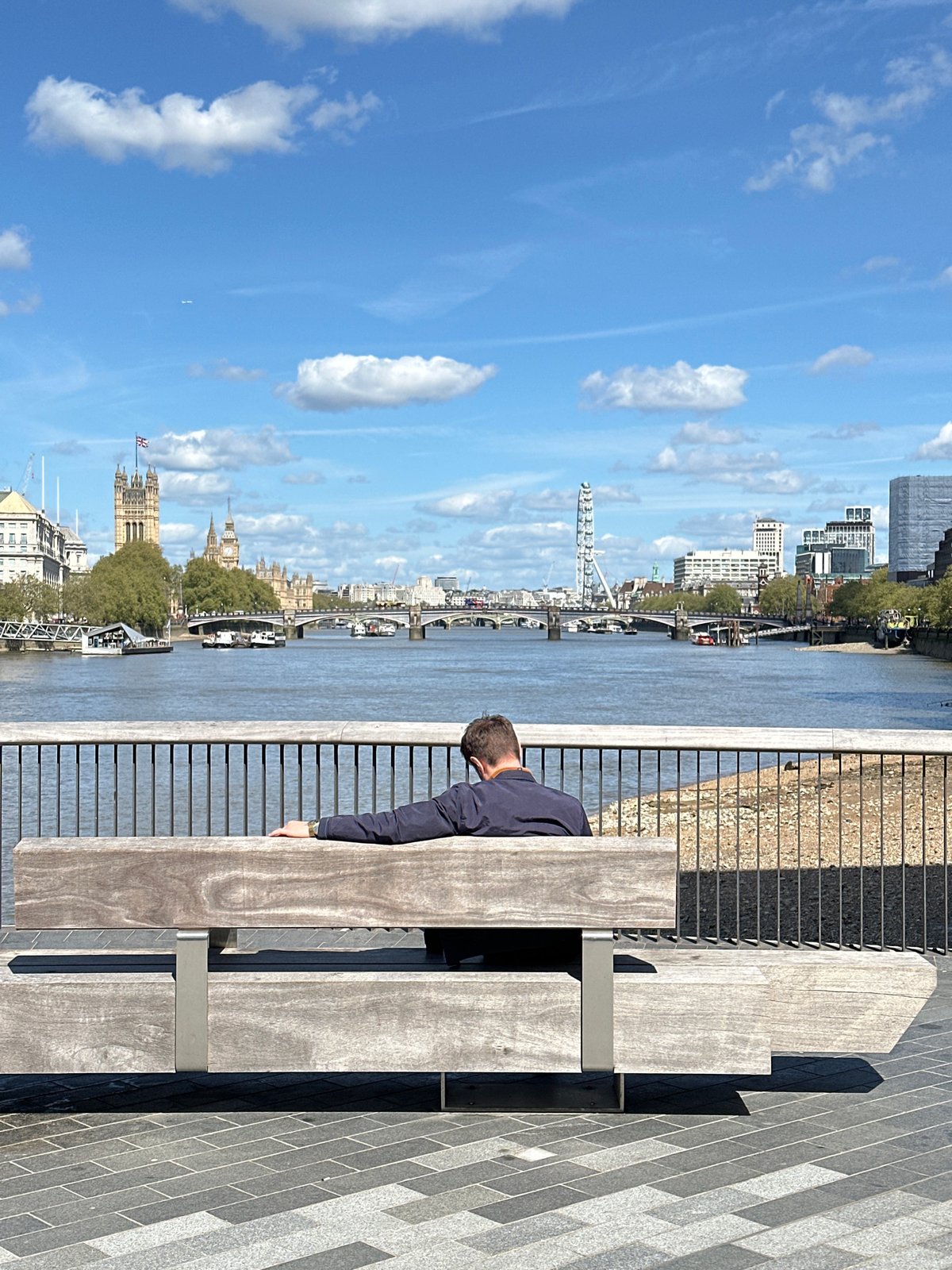 Thames riverbank sees casual Sunday morning activity in London