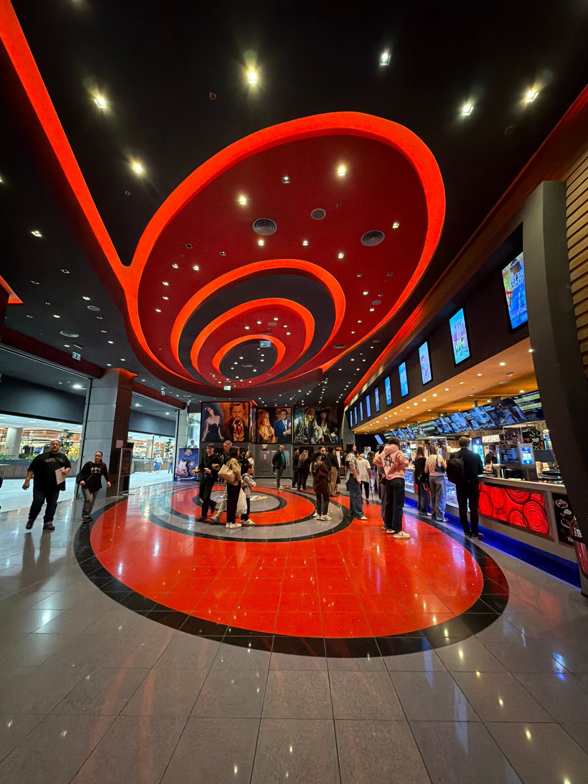 Person spotted at Sofia cinema complex Friday afternoon