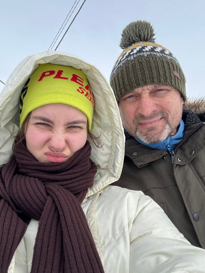 Winter day activities documented in snowy Synelnykove, Ukraine