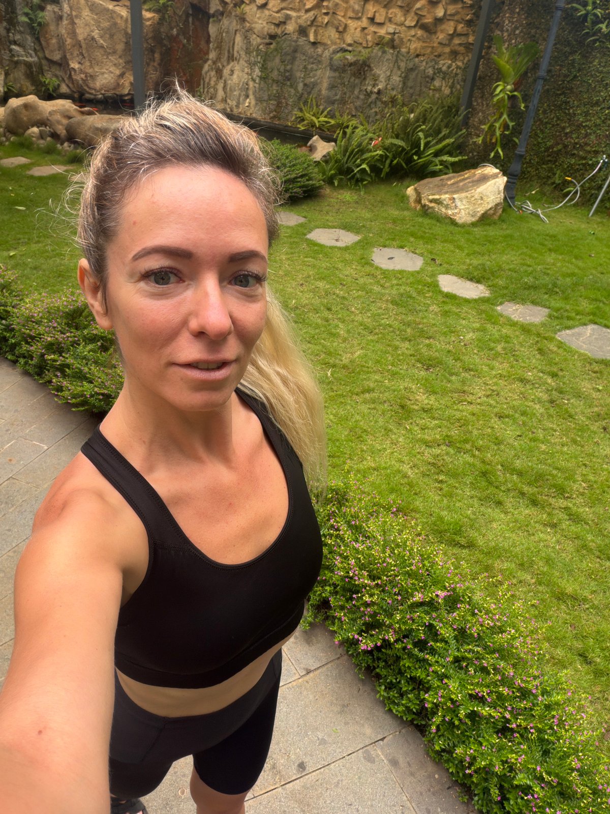 Afternoon selfie session through Đà Lạt's gardens and grounds