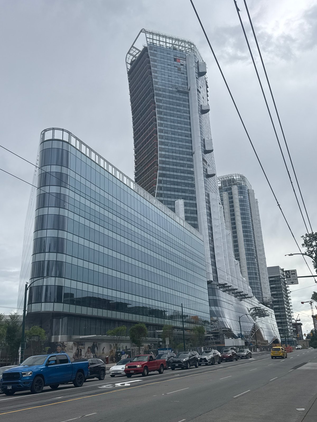 Vancouver morning walkthrough captures retail spaces and urban scenes