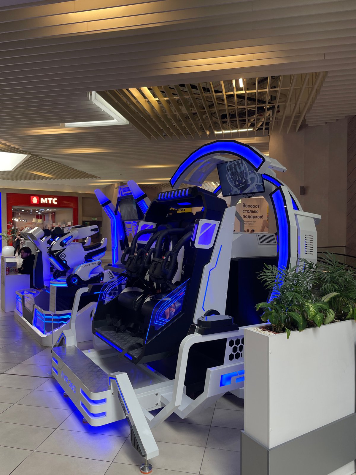 Shopping mall interior documented in Kazan, Russia