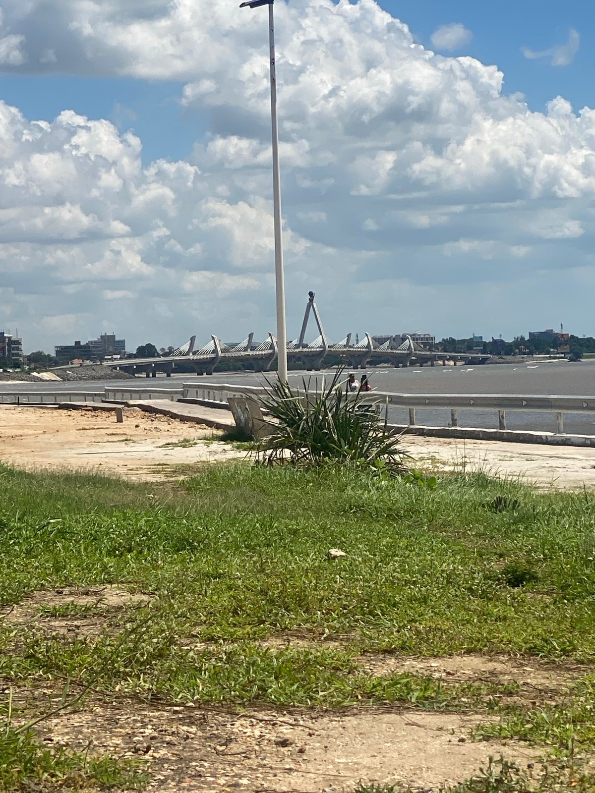 Morning scenes captured in Dar es-Salaam: bridge views, ice cream