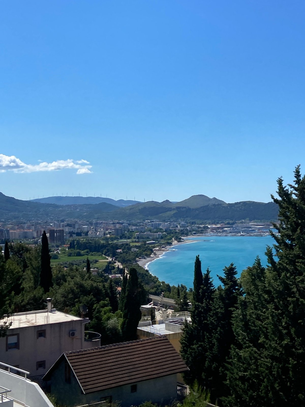 Tourist captures scenic Mediterranean views in Šušanj, Montenegro