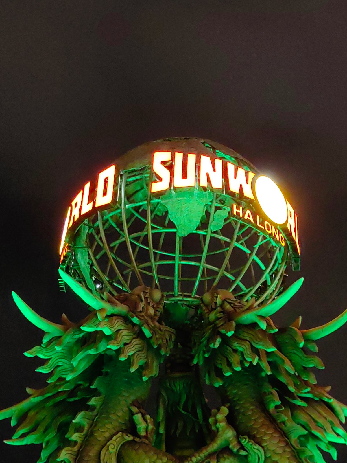 Nighttime tourist attractions documented in Bai Chay Ward, Vietnam