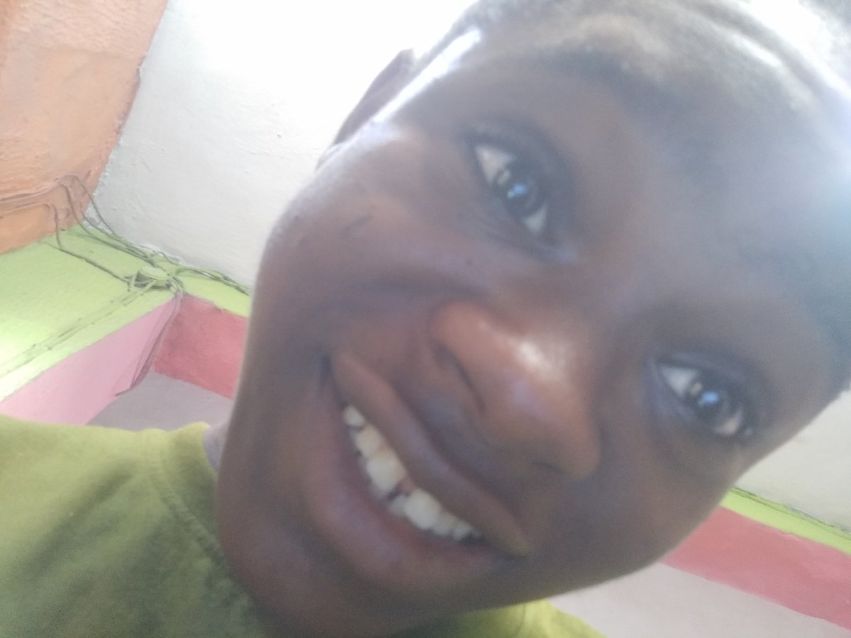 Person captures casual selfies in Shangisha, Nigeria