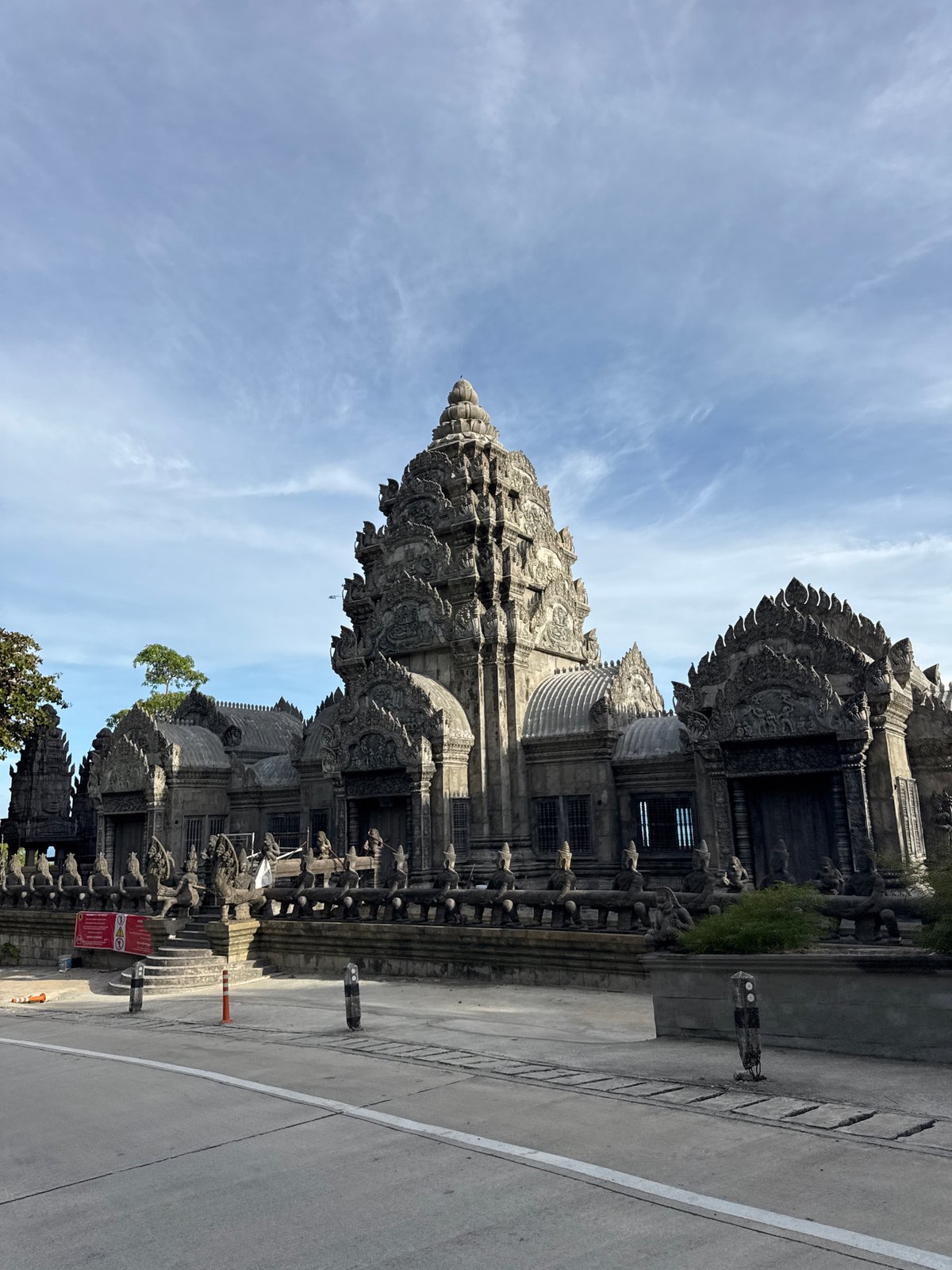 Monkeys and temple sightings during Ban Tai Subdistrict drive