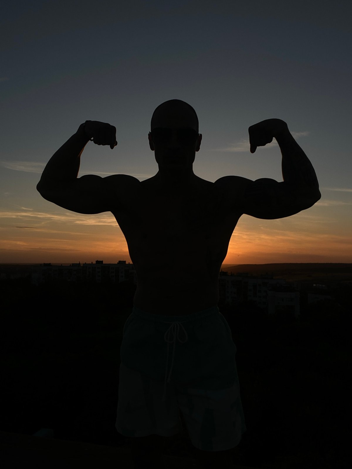 Rooftop sunset session above Pleven's skyline