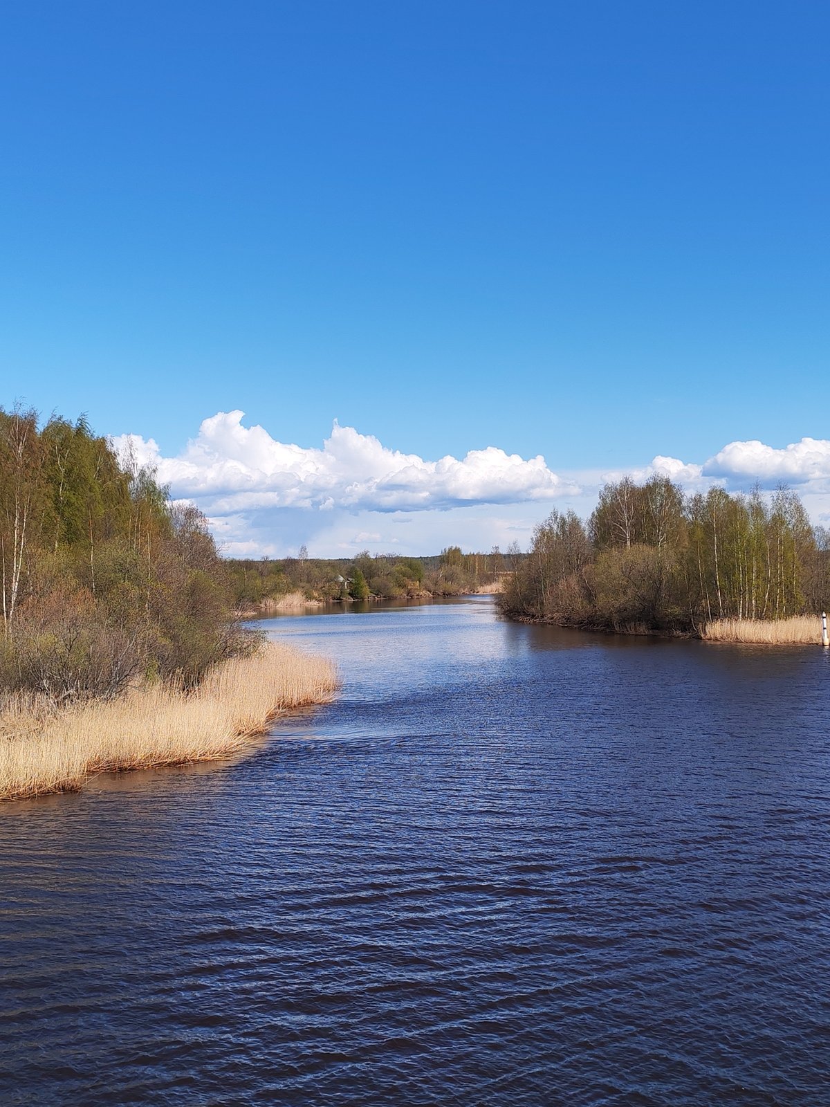 Tranquil river scene documented in Ozernoe Ust'e, Russia