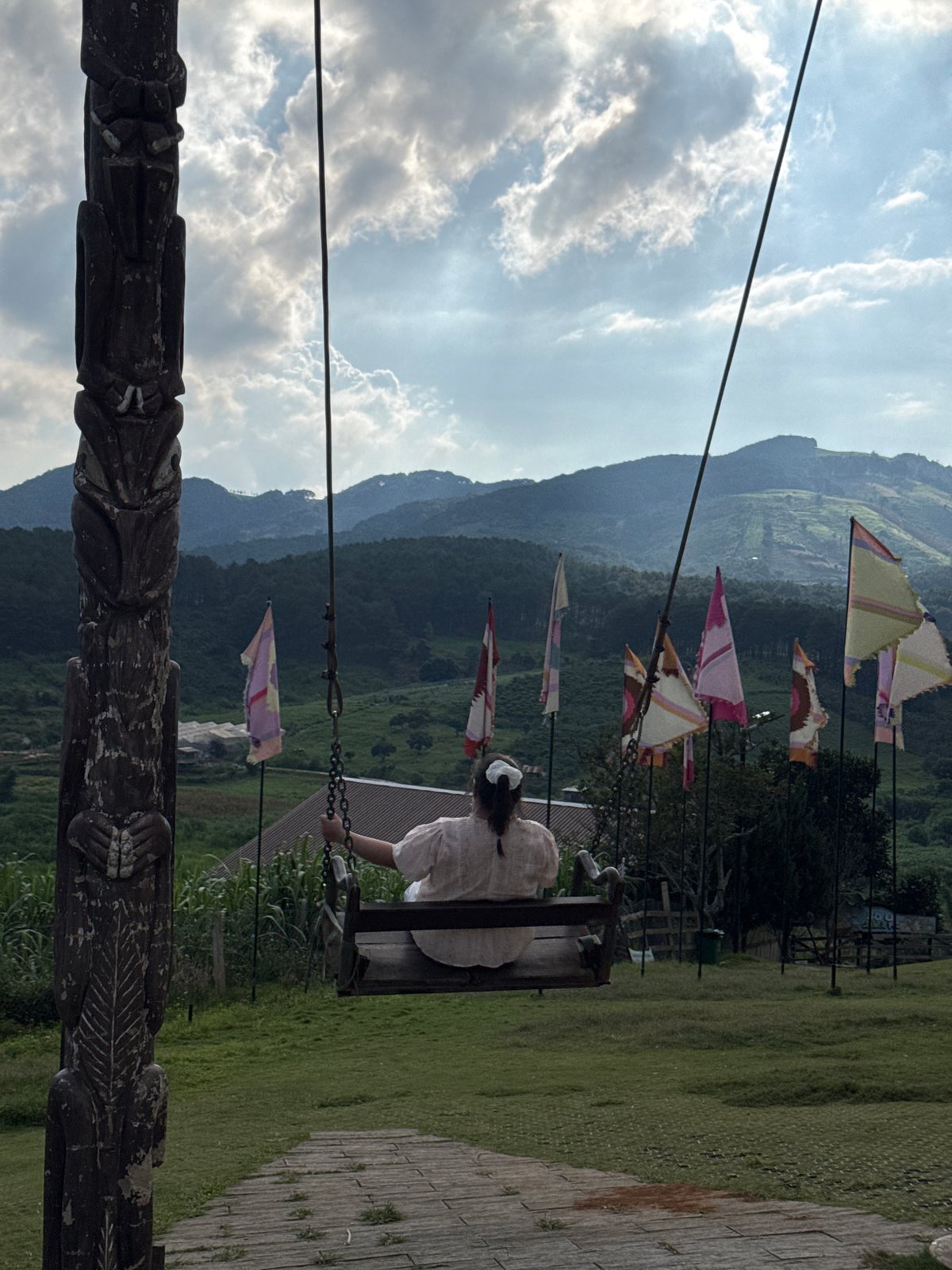 Morning leisure activities captured across Vietnamese mountain villages