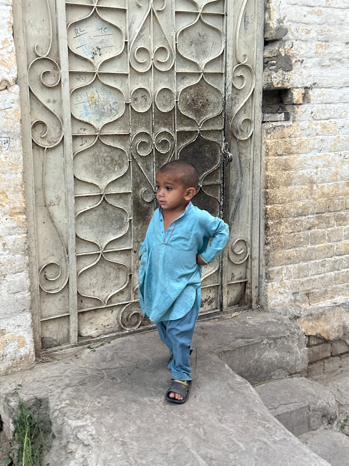 Street scenes from a busy afternoon in Quetta