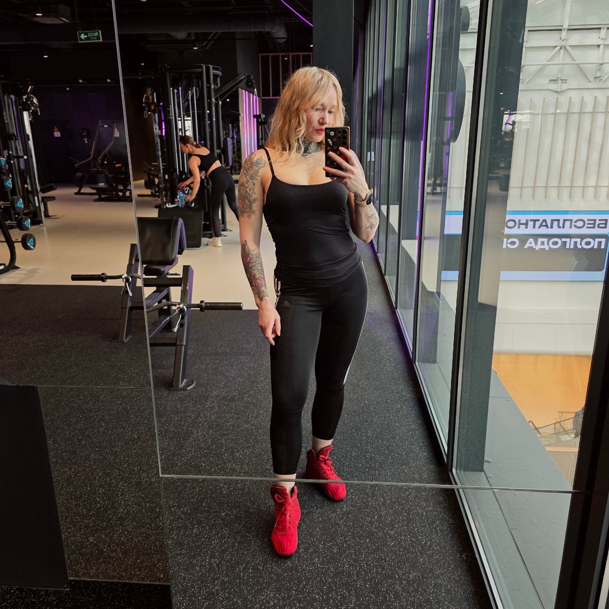 Morning moments captured across Saint Petersburg gym and elevator