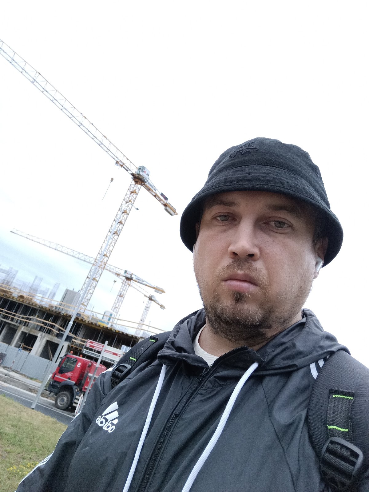 Exploring a major Prague construction zone and its pedestrian bridge