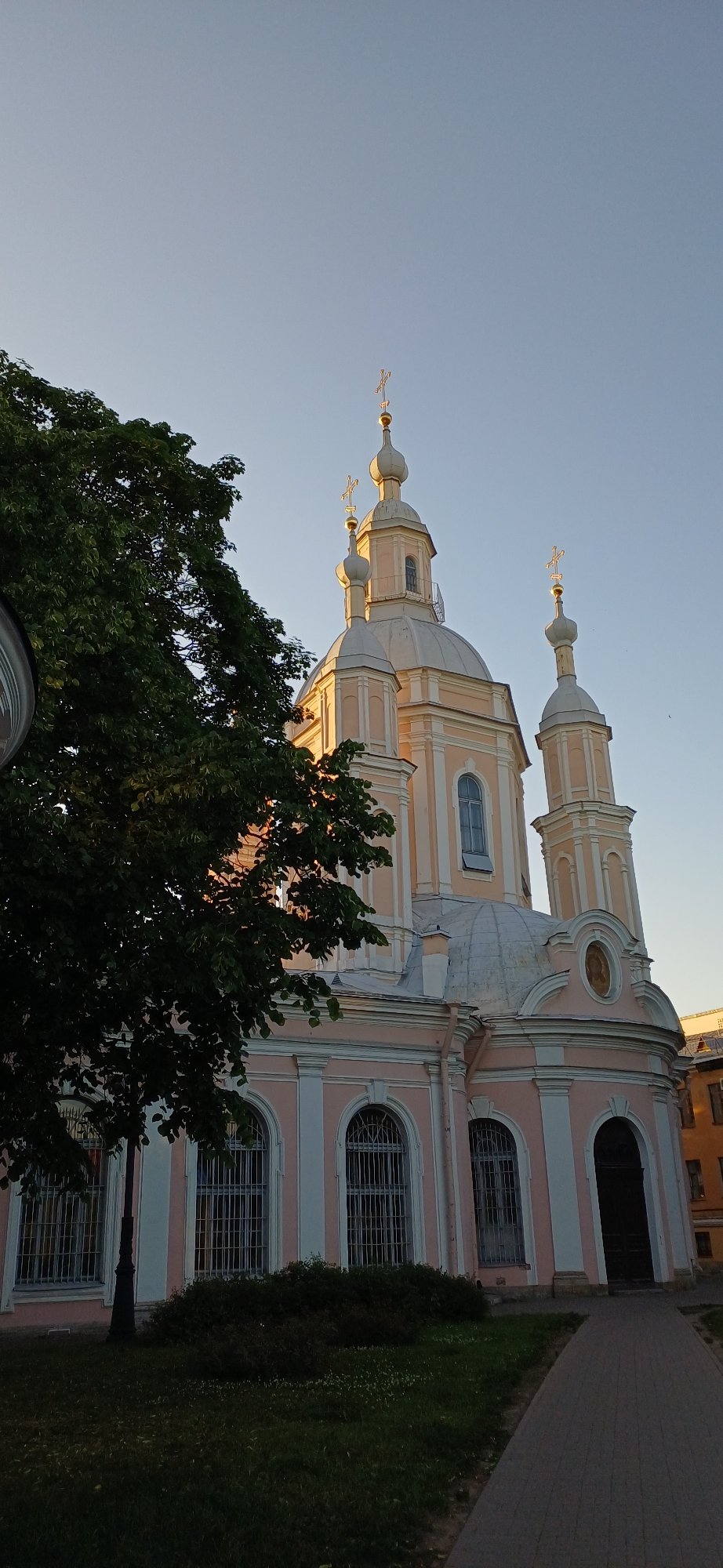 Evening life unfolds across Saint Petersburg's landmarks and waterways