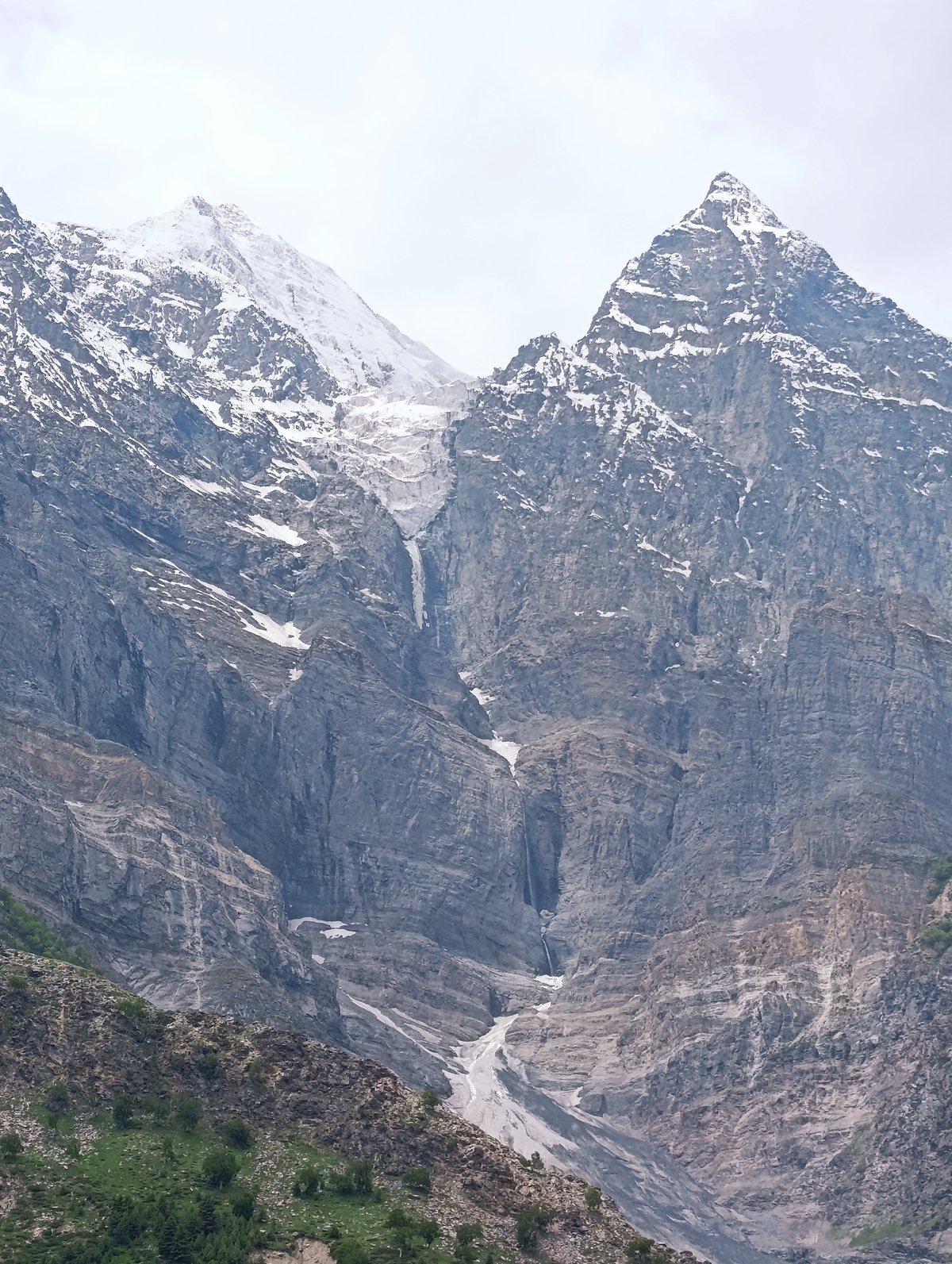 Snow-capped peaks and terraced valleys around Jagle, Himachal Pradesh