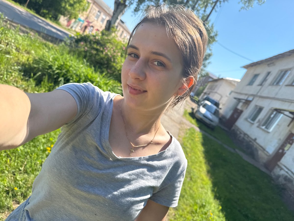 Sunny morning moments captured in Vereshchagino, Russia