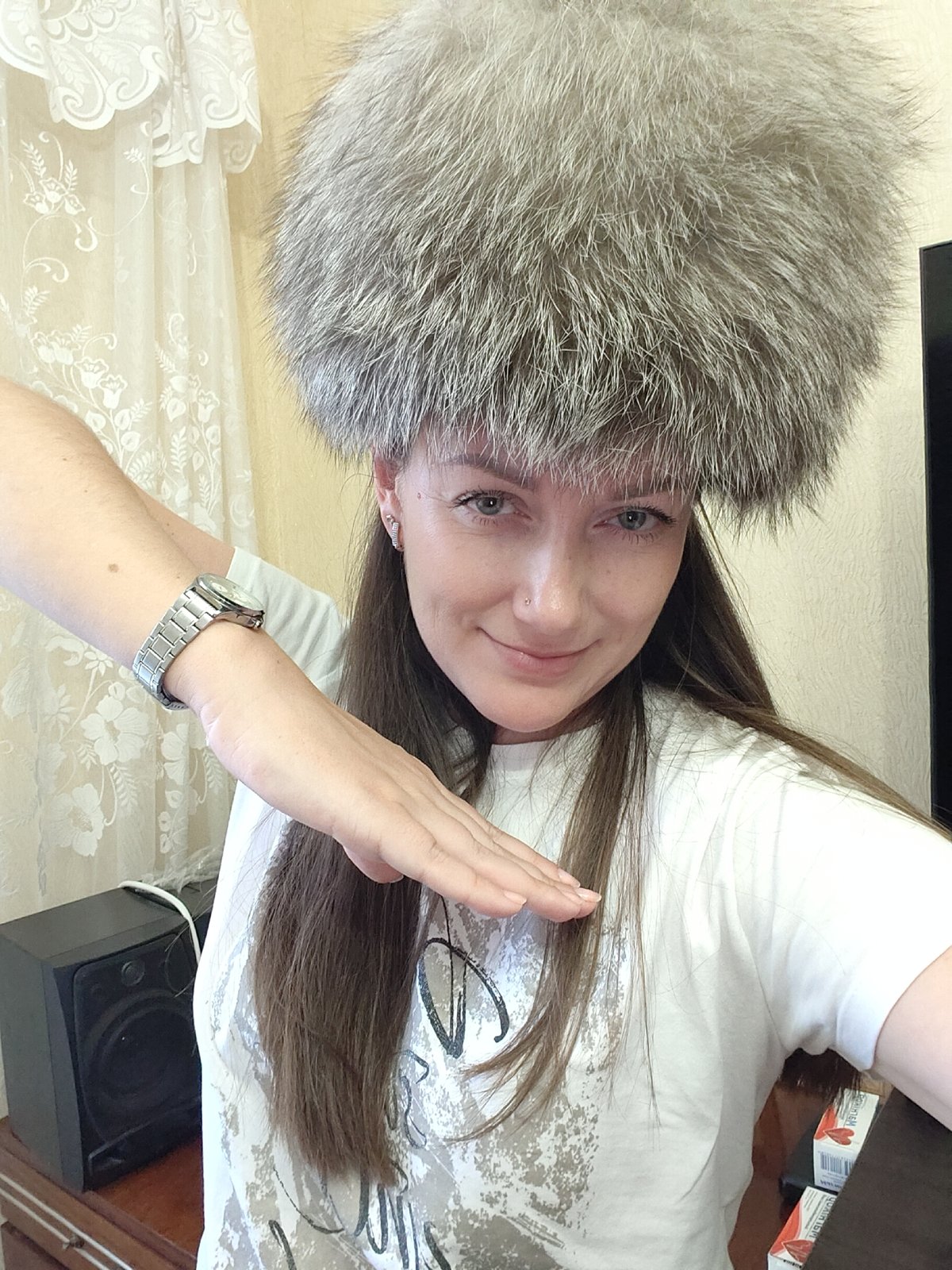 Casual home snapshots from Kryvyi Rih on a June afternoon