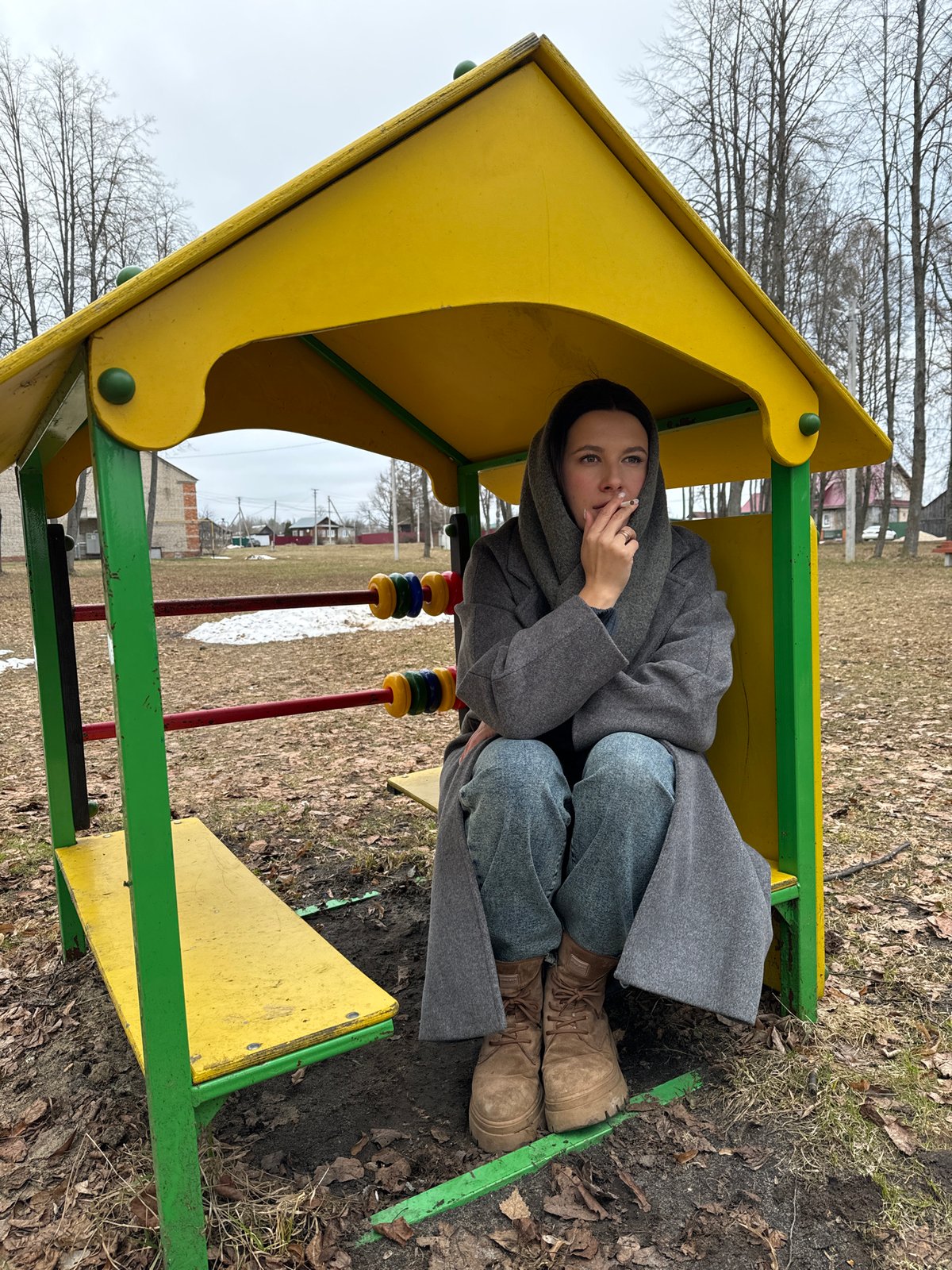Families enjoy spring afternoon at Russian playground despite cold