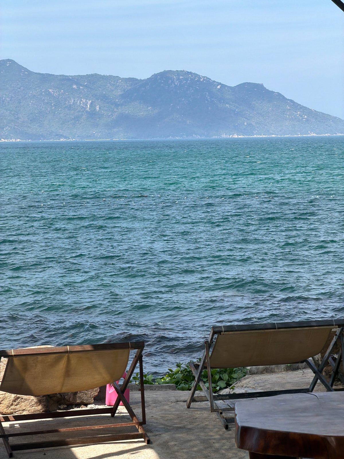 Morning leisure scenes captured at Vietnam coastal resort