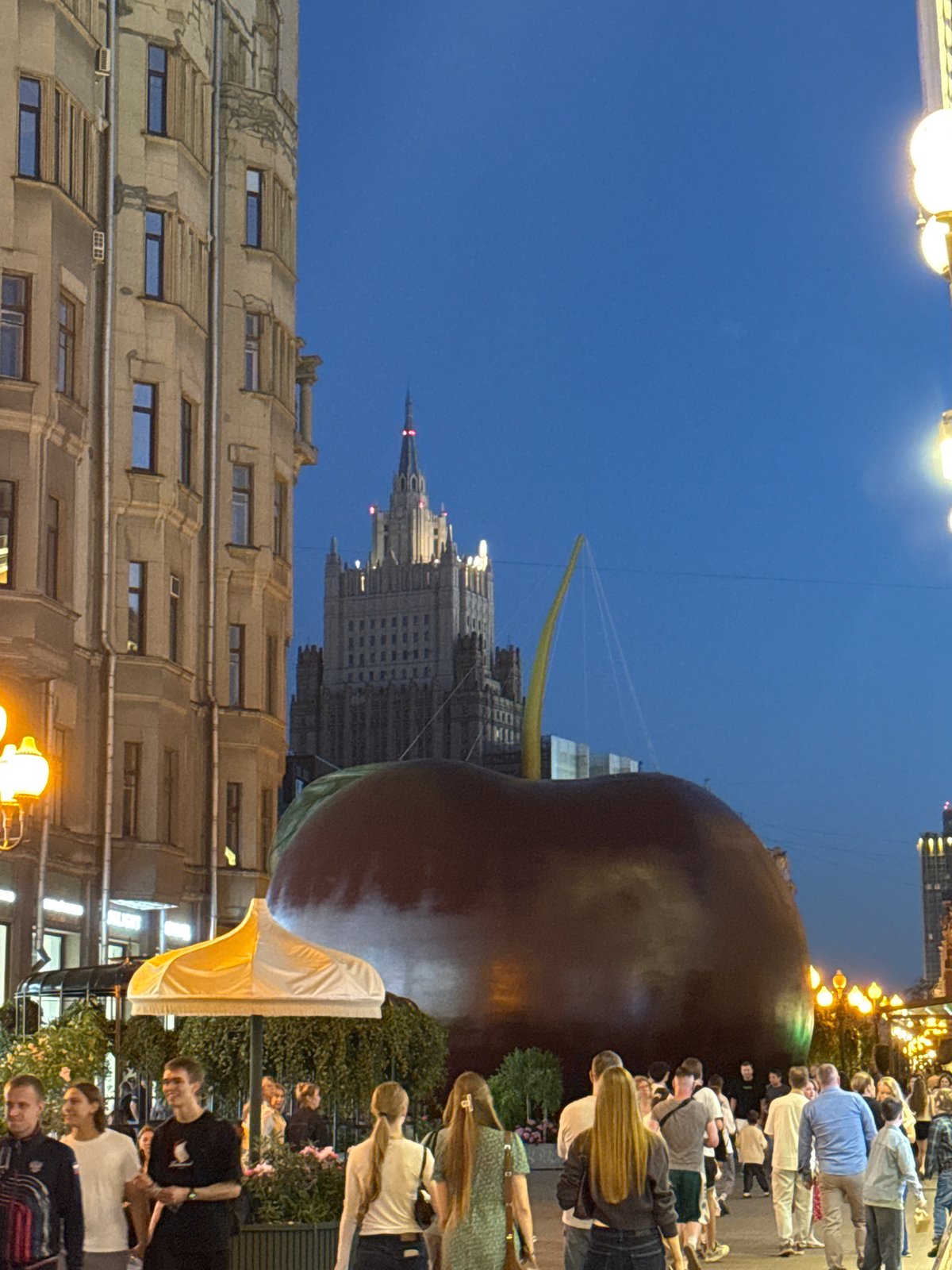 Moscow Evening Scenes Include Giant Cherry Sculpture Sightings