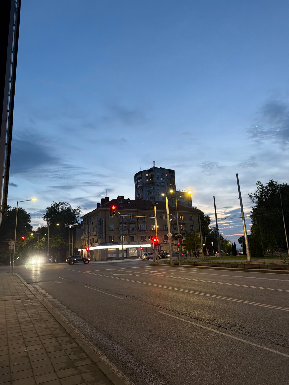 Evening scenes and snacks documented in Burgas, Bulgaria