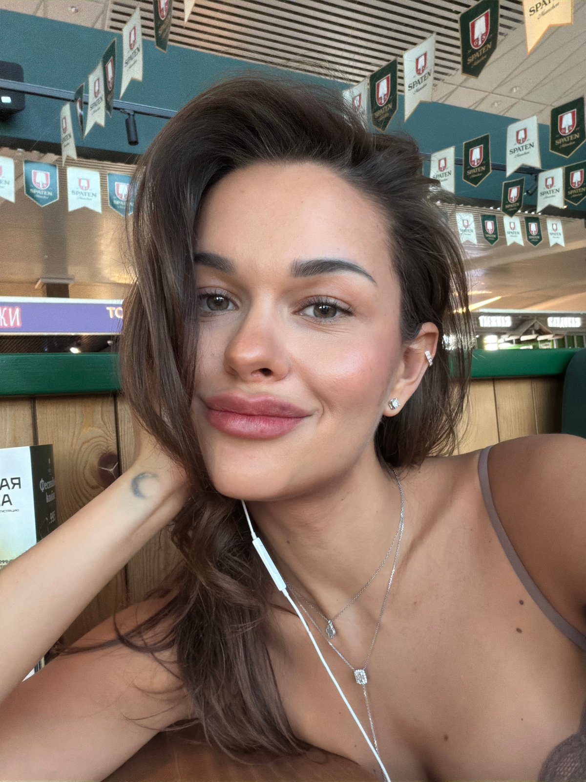 Passengers and aircraft documented at Krasnoyarsk International Airport