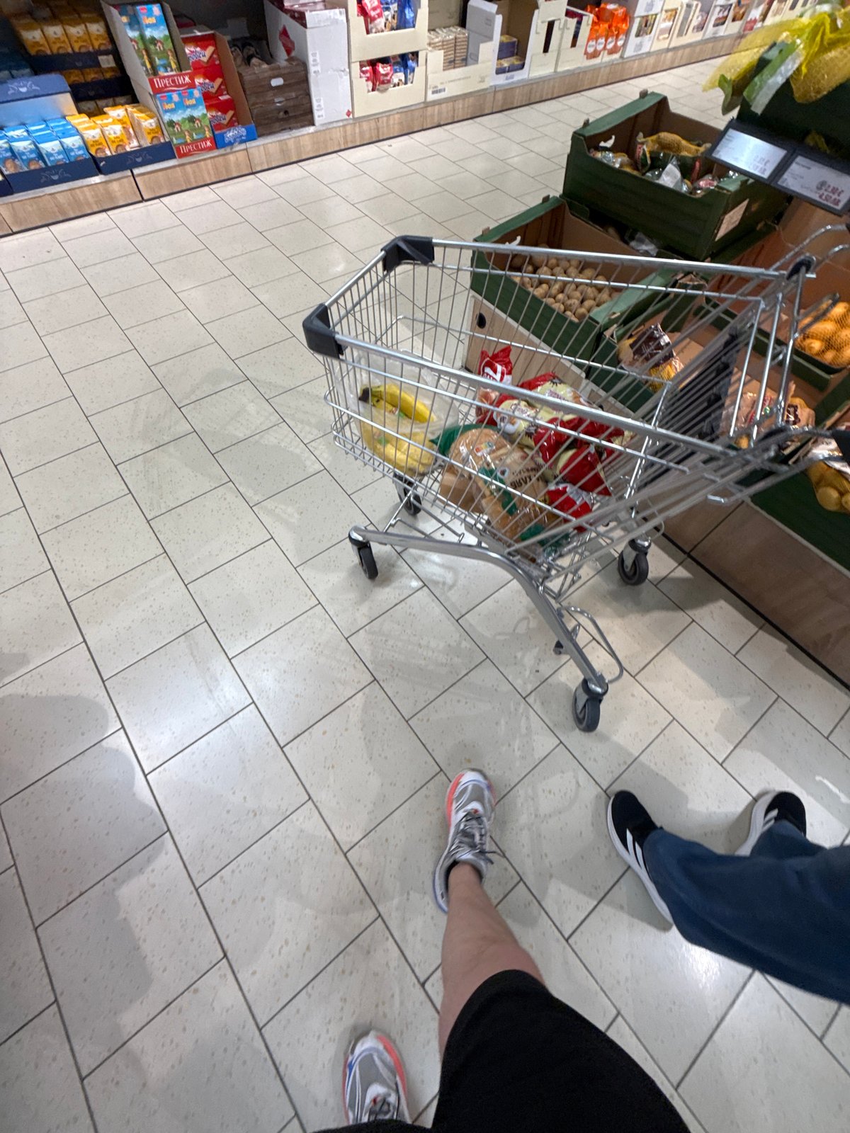 Evening grocery shopping trip documented in Stara Zagora, Bulgaria