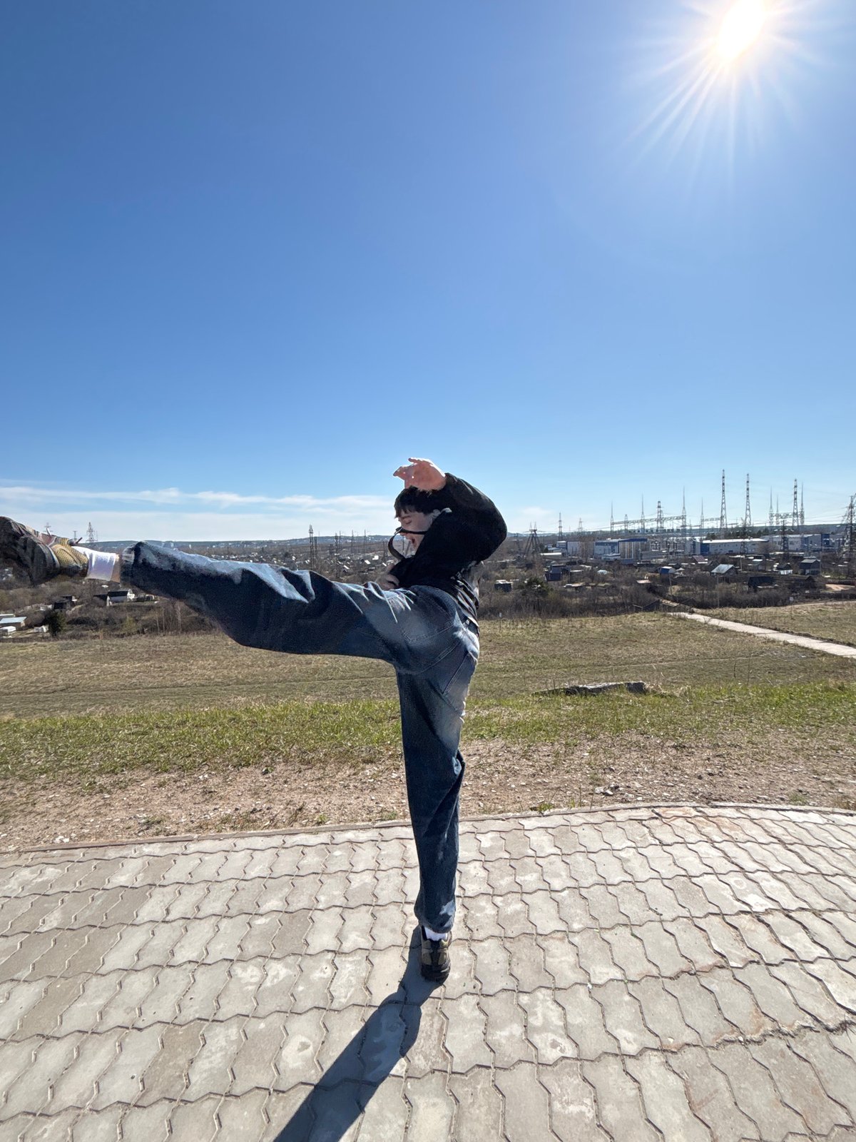 Sunday morning leisure activities captured across Chaikovsky, Russia