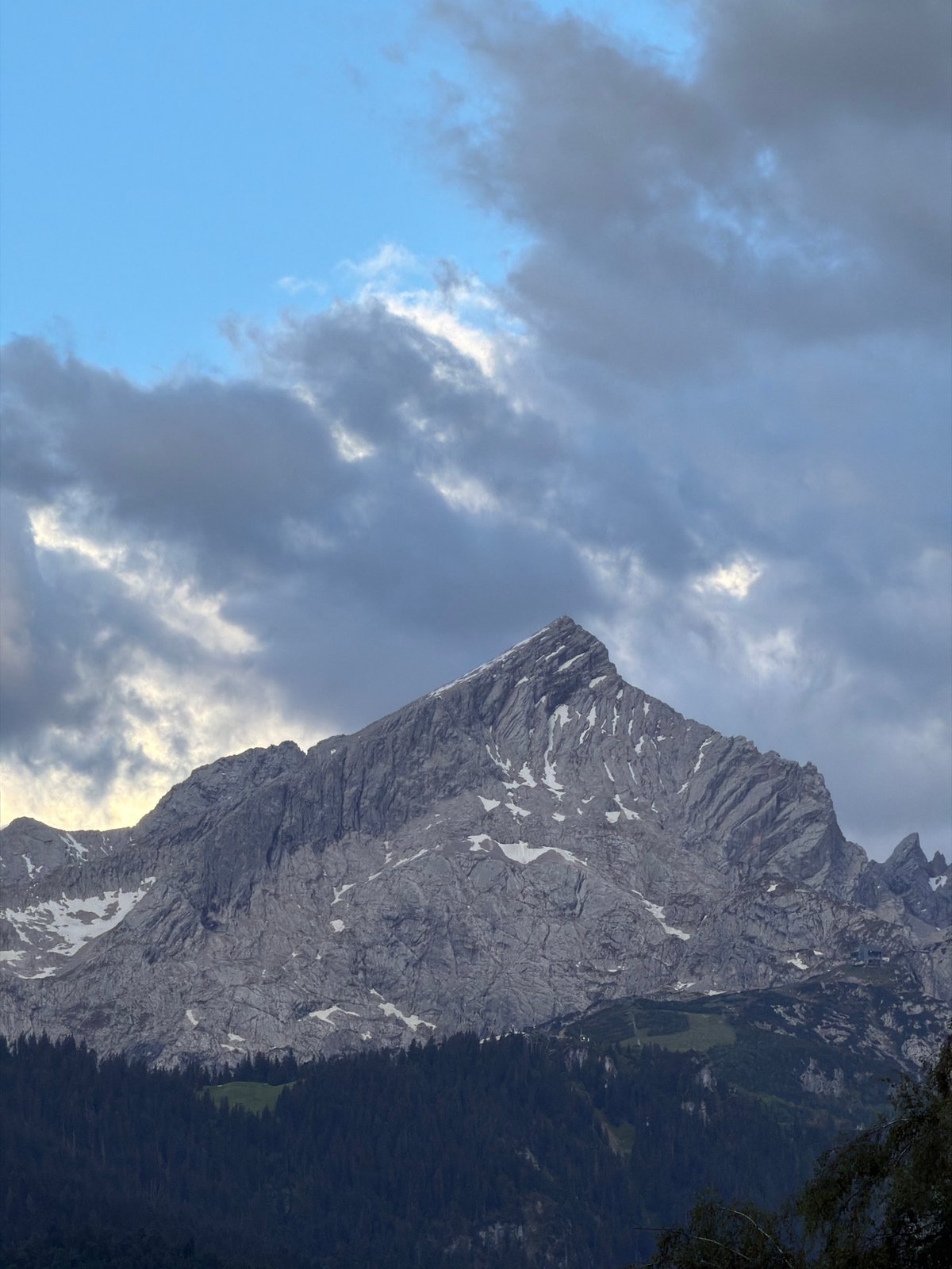 Dawn to twilight Alpine views in Garmisch-Partenkirchen