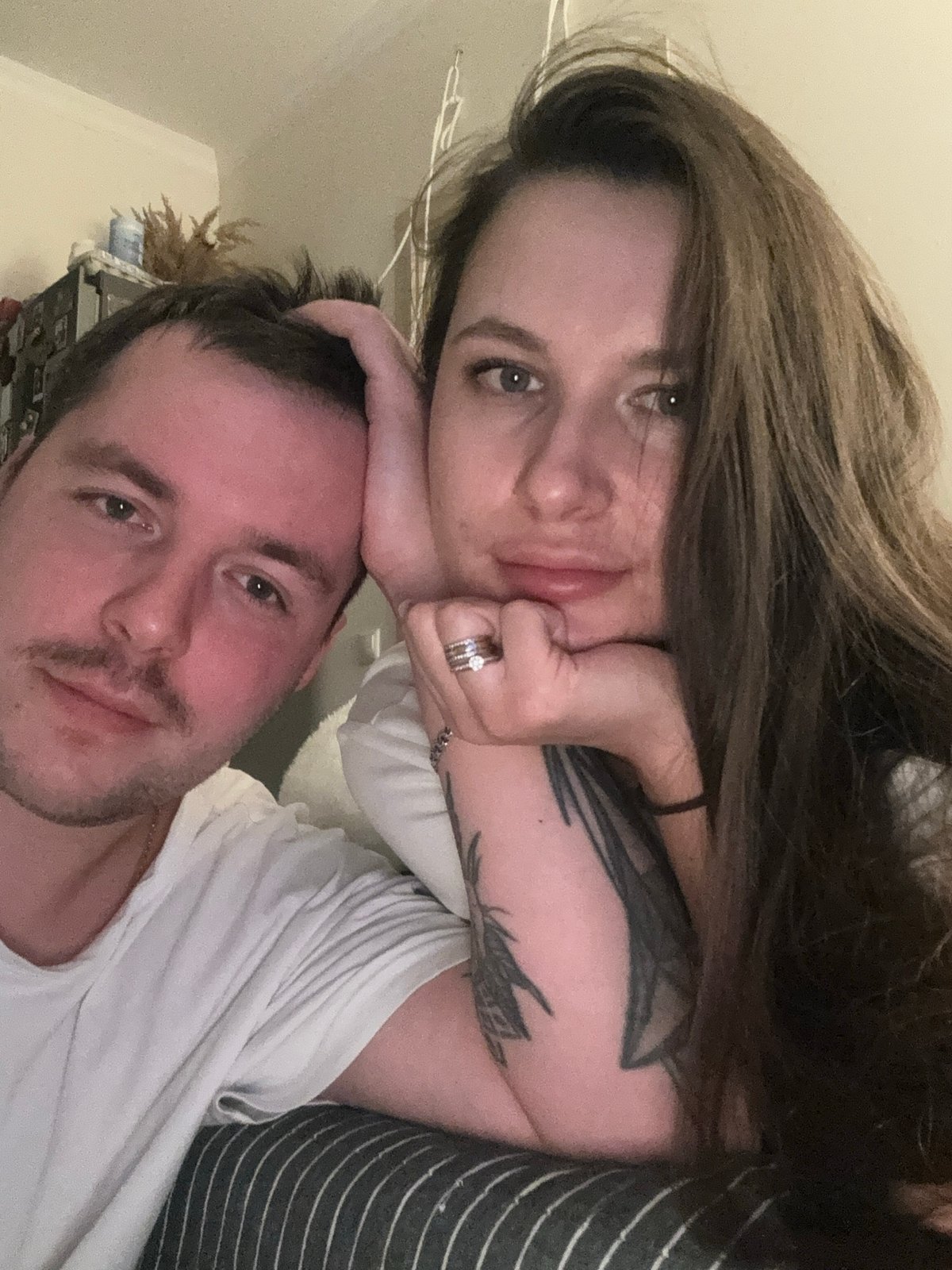 Couple shares intimate evening moments in Moscow region homes